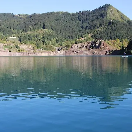 Lägenhet Pirol: Dorf Hideaway Gornja *