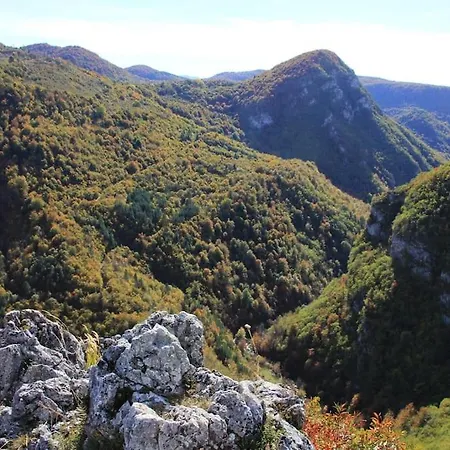 Daire Pirol: Dorf Hideaway Gornja Breza